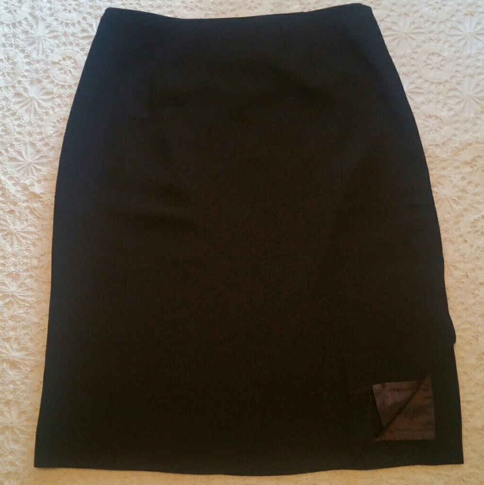 Black A-Line Skirt, by Michelle, Sz 6